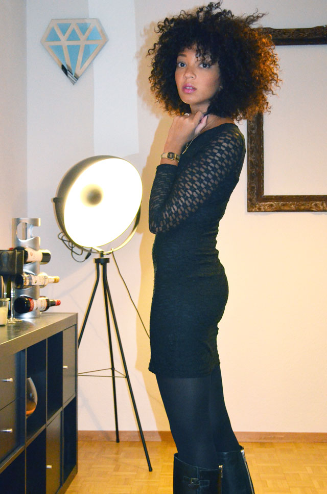 mercredie-blog-mode-outfit-look-style-look-robe-noire-dentelle-atmosphere-primark-afro-hair-natural-boucles