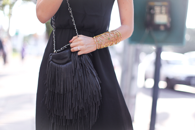 betty-autier-blog-mode-fashion-blogger-cuff-bracelet-manchette-look-pamela-love-dress