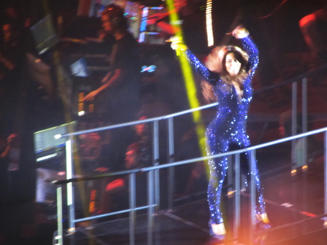 mercredie-blog-mode-Zurich-Beyonce-concert-Suisse-Hallenstadion-mrs-carter-show-live10