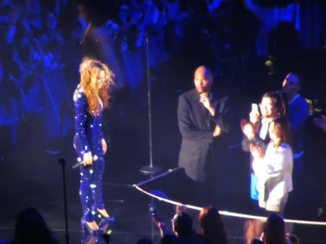 mercredie-blog-mode-Zurich-Beyonce-concert-Suisse-Hallenstadion-mrs-carter-show-live11