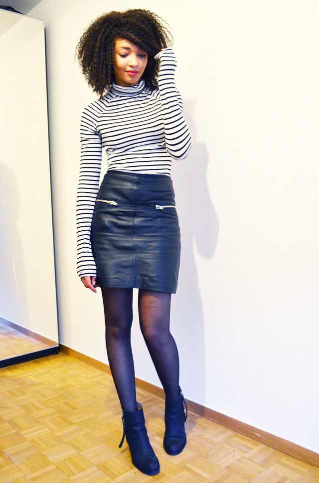 mercredie-blog-mode-geneve-suisse-mariniere-jupe-cuir-leather-skirt-pistol-acne-boots3