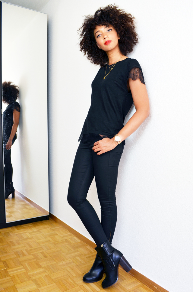 mercredie-blog-mode-bloggeuse-geneve-suisse-slim-all-black-boots-h&m-top-dentelle-zara-afro-natural-hair-nappy2