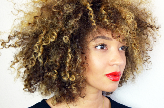 mercredie-blog-cheveux-afro-boucles-hair-natural-naturels-highlights-blond-blonde-bleached-curls-curly-3c