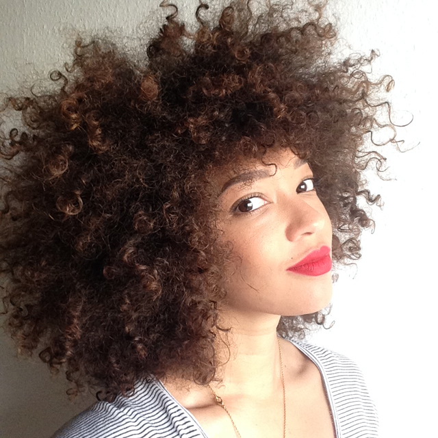 mercredie-blog-beaute-cheveux-naturels-afro-hair-natural-3C-nappy-frises-boucles-routine-couleur-dye