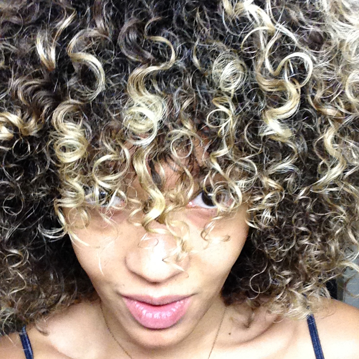 mercredie-blog-beaute-cheveux-afro-naturels-3c-natural-nappy-curly-curls-bumble-and-bumble-bbcurl-squad-review3