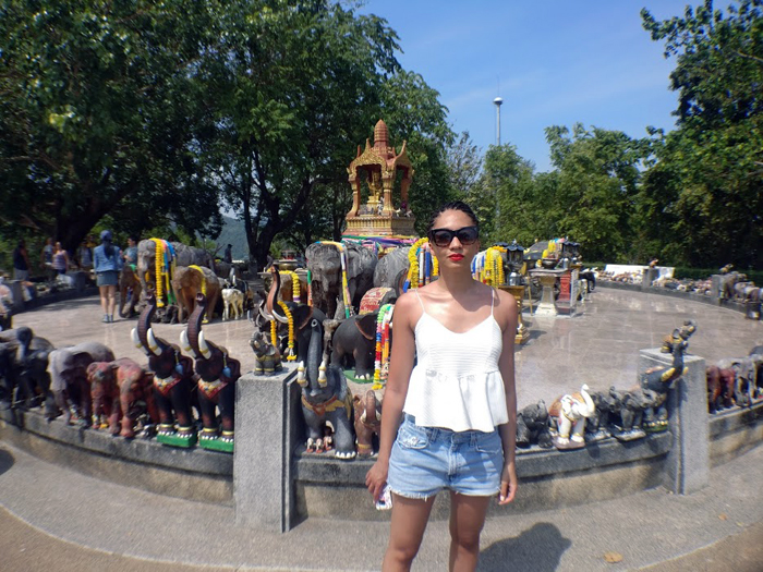 mercredie-blog-mode-thailande-travel-bloggeuse-voyage-piscine-phuket-elephants
