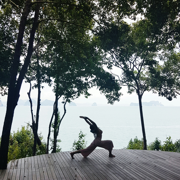 mercredie-blog-mode-thailande-travel-bloggeuse-voyage-piscine-yoga-lunge-sixe-senses