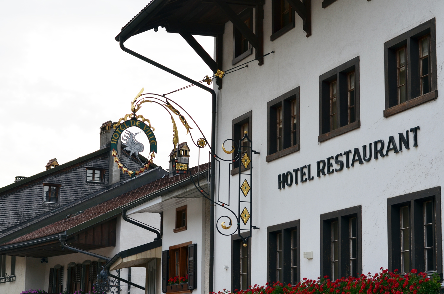 mercredie-blog-geneve-suisse-voyage-my-switzerland-grand-tour-roadtrip-europcar-accor-hotel-gruyeres-hotel